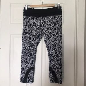 Cropped Lululemon Leggings.
